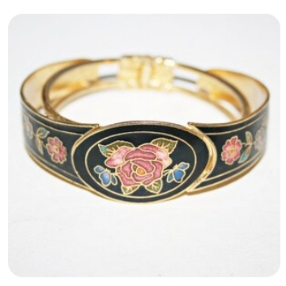 Vintage Hinged Asian White Gilt Cloisonne Cuff Bracelet